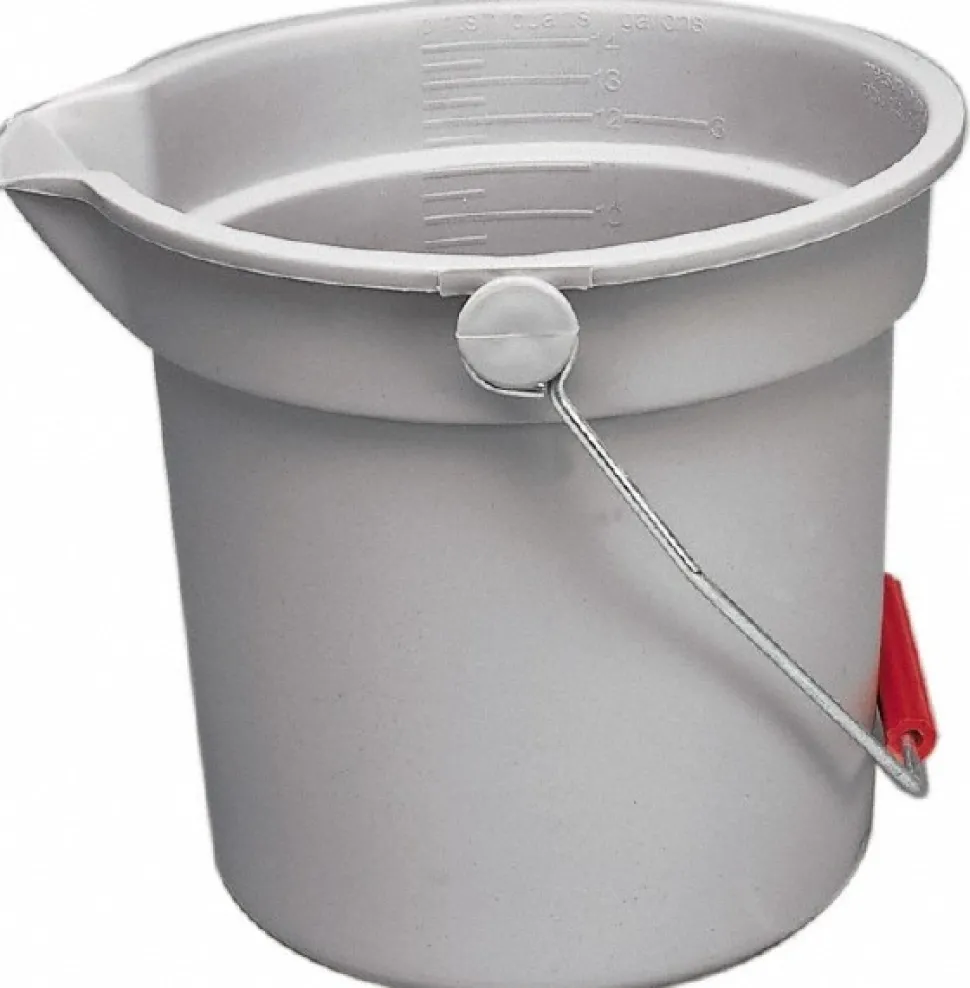 BRUTE Round Bucket, , Heavy-Duty Construction, 14 Qt, Gray