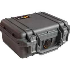 Clamshell Hard Case: Layered Foam, 9-11/16" Wide