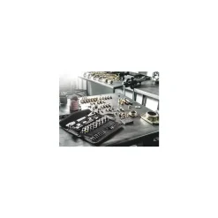 Combination Hand Tool Sets: Set Type: Bit Set, Socket; Number Of Pieces: 29; Measurement Type: Metric