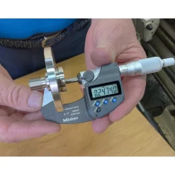 Electronic Outside Micrometer: 0.00 mm to 1