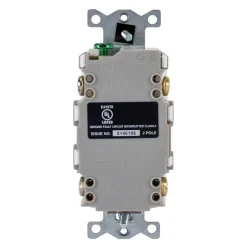 GFCI Receptacles: Grade: Commercial; Receptacle Type: Duplex; NEMA Configuration: 5-15R; Wire Connection Type: Screw Terminals; End Type: Socket