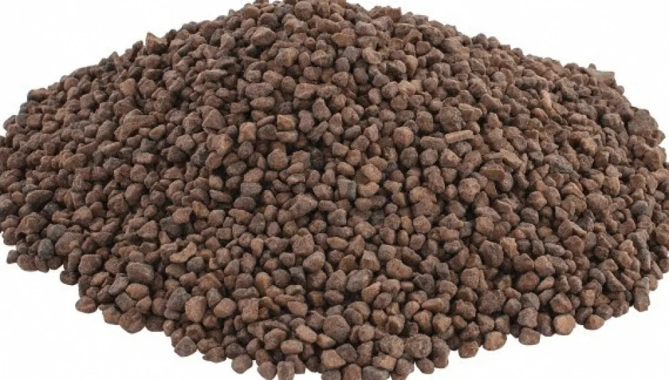 Irregular Tumbling Media: Nut Shell Carrier, Quartz Abrasive