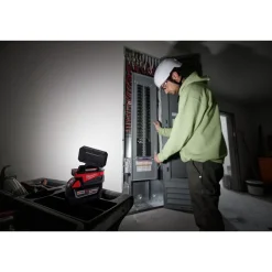 M18™ ROVER™ Compact Folding Flood Light w/ USB Charging
