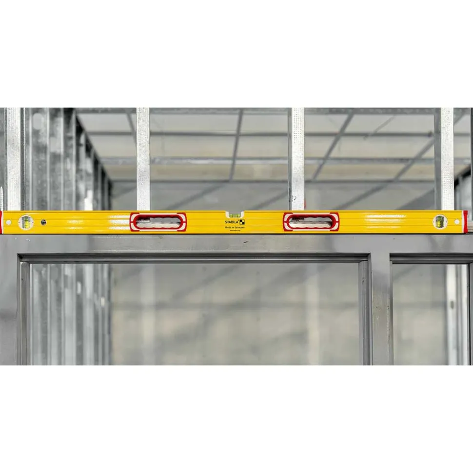 Magnetic 24" Long 3 Vial Box Beam Level