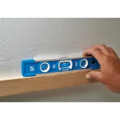 Magnetic 9