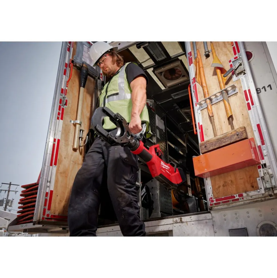 M18™ FORCE LOGIC™ 5” Underground Cable Cutter w/ Wireless Remote