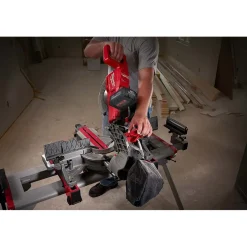 M18 FUEL™ Dual Bevel Sliding Compound Miter Saw