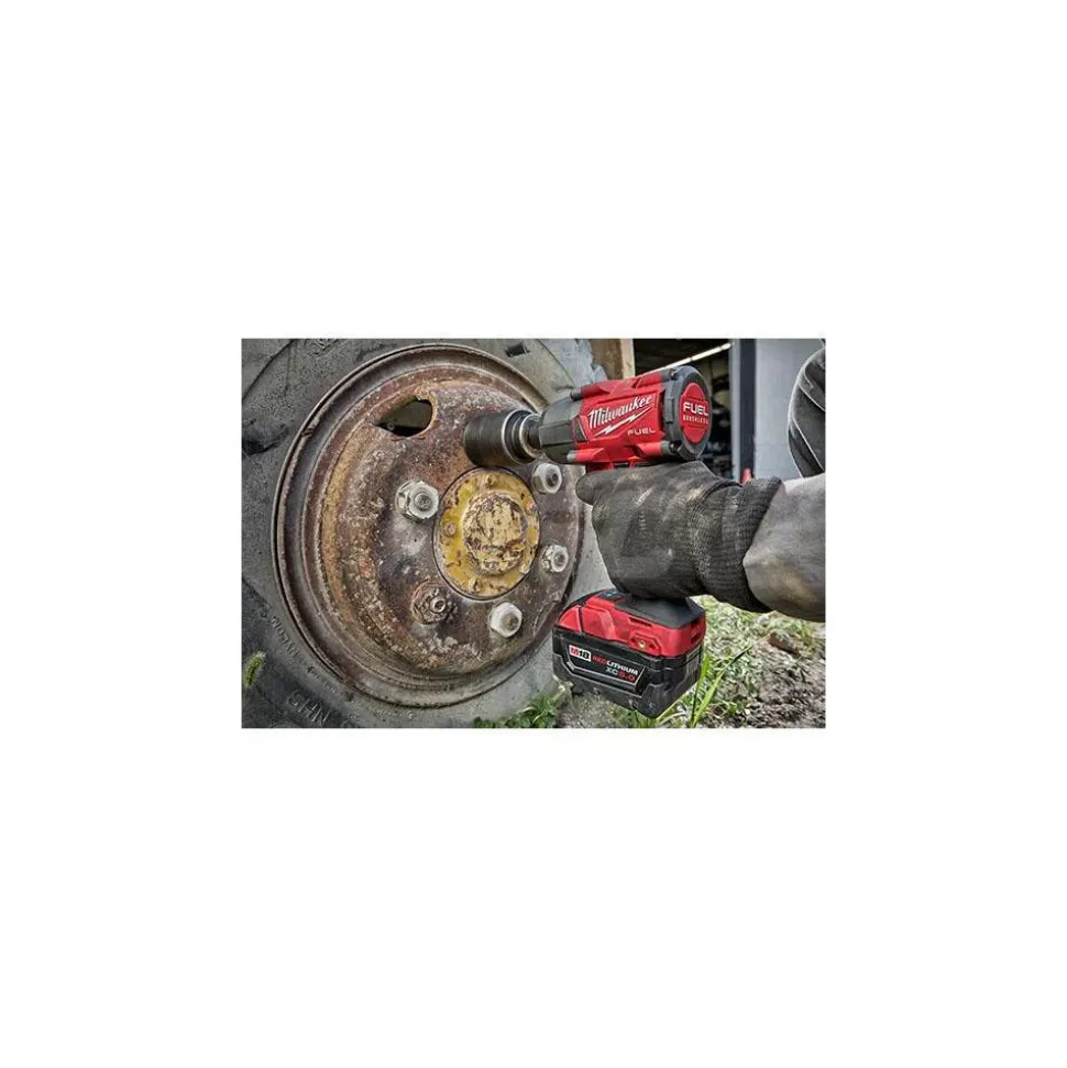 M18 FUEL™ 1/2" Mid-Torque Impact Wrench w/ Friction Ring
