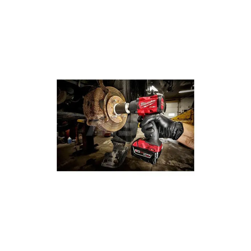 M18 FUEL™ 1/2" Mid-Torque Impact Wrench w/ Friction Ring