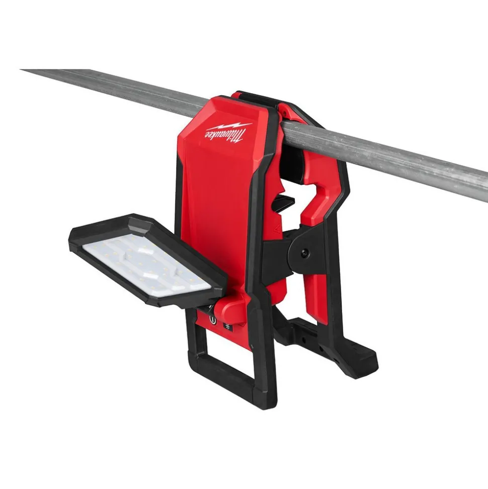 M18™ ROVER™ Clamping Flood Light