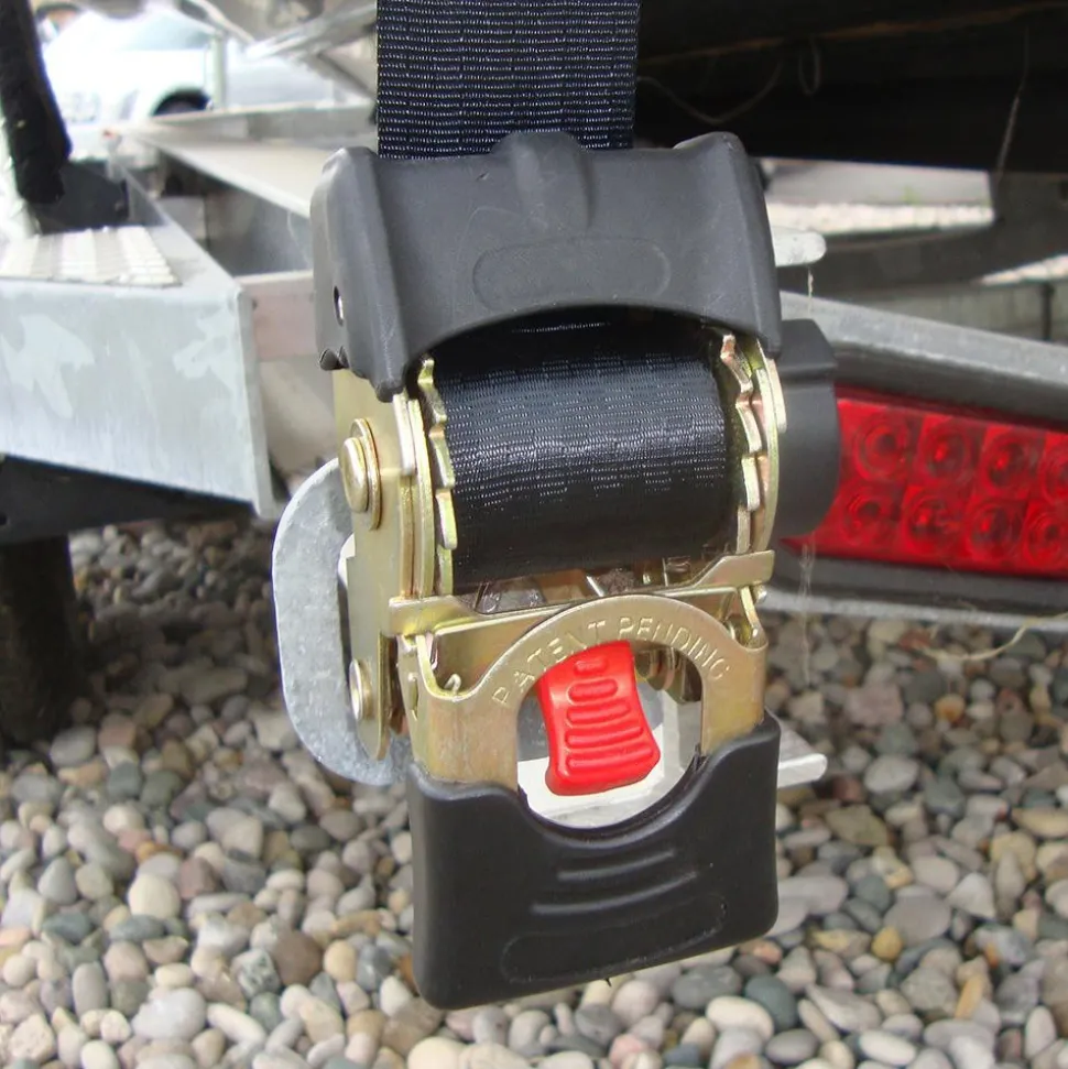 Polyester Retractable Ratchet Tie-Down Tie Down: 9' Long, 1" Wide, 1200 lb Breaking Strength, 400.000 lb Load Capacity