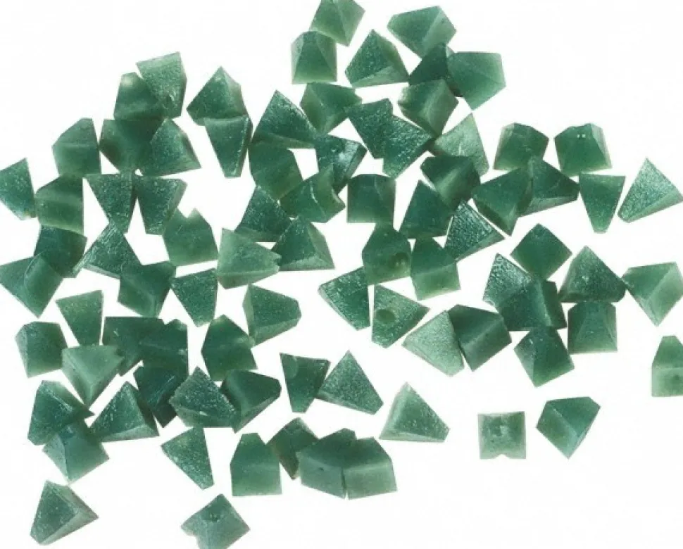 Pyramid Tumbling Media: Plastic Carrier, Aluminum Oxide Abrasive, 1/4" Long, 1/4" High