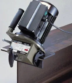 15 to 45° Bevel Angle, 5/8 Inch Bevel Capacity, 3,340 RPM, 1.25 hp, 910 W Power, Electric Beveler