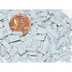 Triangle Tumbling Media: Ceramic Carrier, Aluminum Oxide Abrasive
