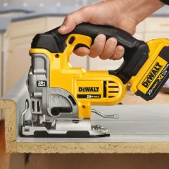 20V 3,000 Strokes/min 1" Stroke Length 90° Max Angle Cordless Jigsaw