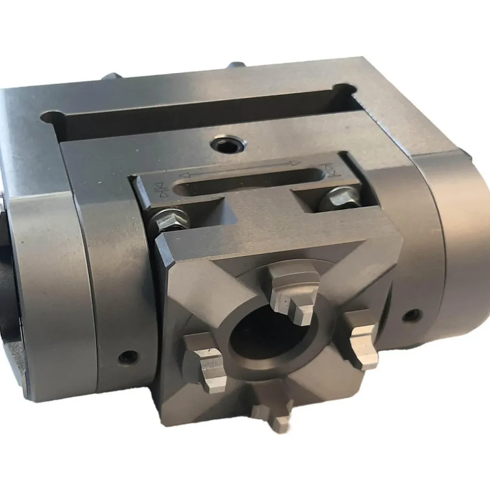WEDM Chucks: Tightening Torque (Nm): 6.00; Actuation Mechanism: Manual; Required Drawbar: RHS-E8175; Material: Stainless Steel