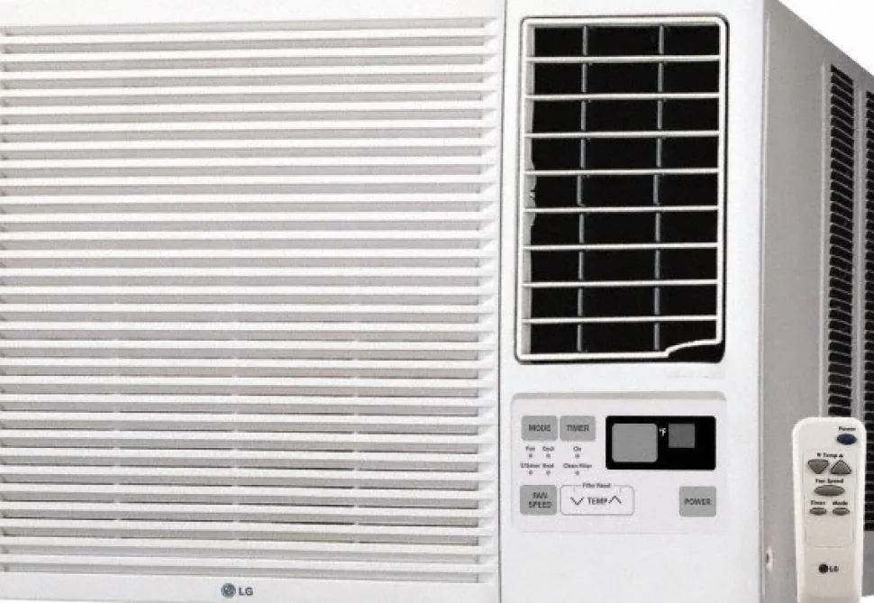 Window with Electric Heat Air Conditioner: 11700 BTU, 230V, 5.1 / 4.8A