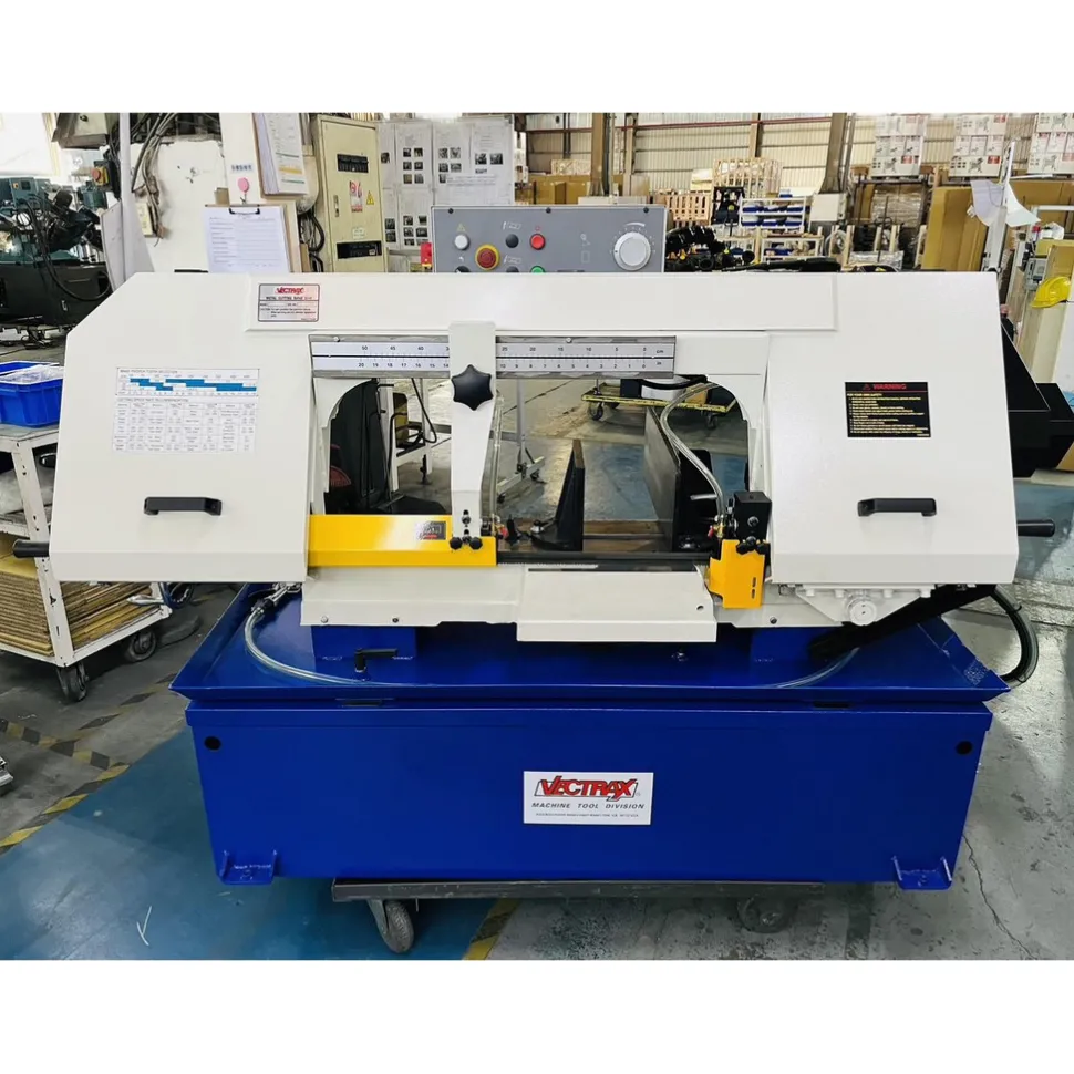 5 x 19" Manual Horizontal Bandsaw: Variable-Speed Pulley